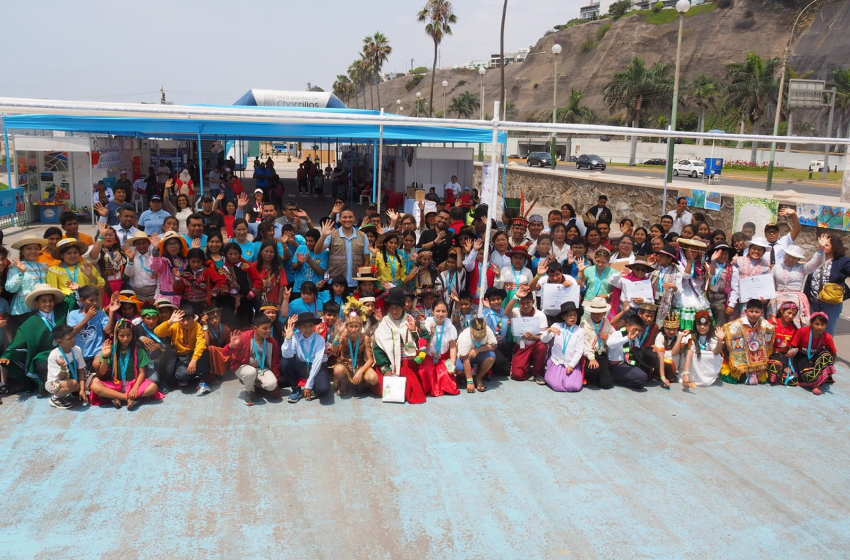  Estudiantes de Pueblos Originarios Brillan en Festival de Saberes