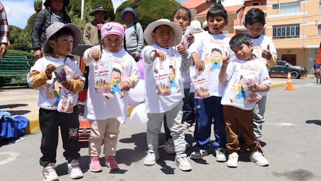  Perú y Bolivia lanzan Plan Binacional de Cepillado Dental para niños