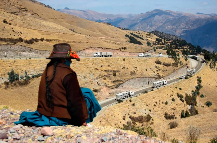 Perú debate cambios en concesiones mineras entre polémicas y riesgos