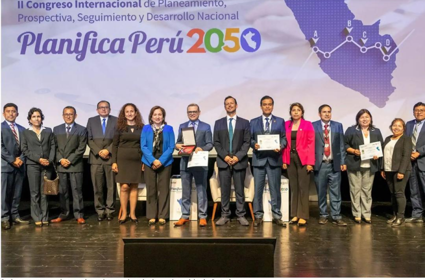  Ceplan premiará a los mejores equipos de planificación del país
